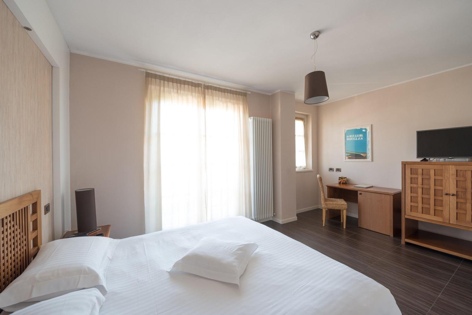 T'Ami Hotel Resort Spa Selvino Szoba fotó